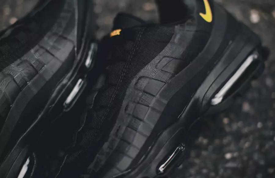 Nike Air Max 95 Ultra SE Preto Amarillo Amarelo AR4236-002