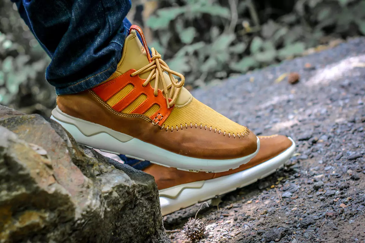 adidas Tubular Moc Runner 메사 폭스 레드