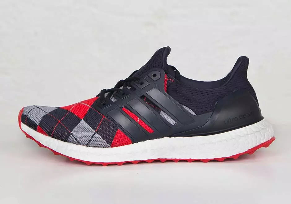 Kriss Van Assche သည် adidas Ultra Boost ဖြစ်သည်။