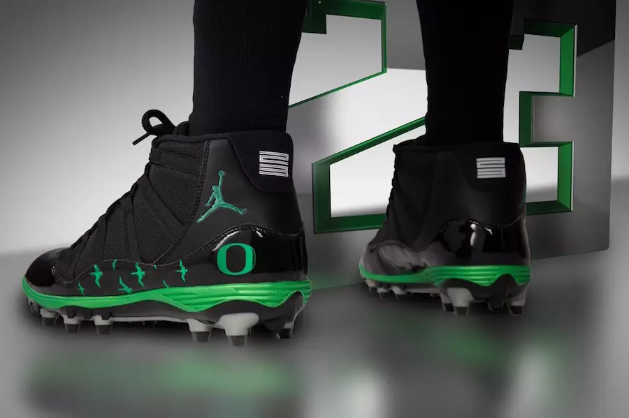 Oregon Ducks Air Jordan 11 Клетс