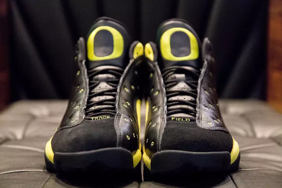 Campo de atletismo Oregon Ducks Air Jordan 13 PE