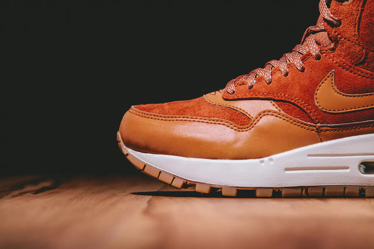 Nike WMNS Air Max 1 srednje tenisice