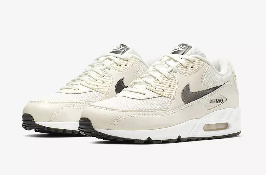 Een aankomende Ivory Colorway van de Nike Air Max 90 Essential