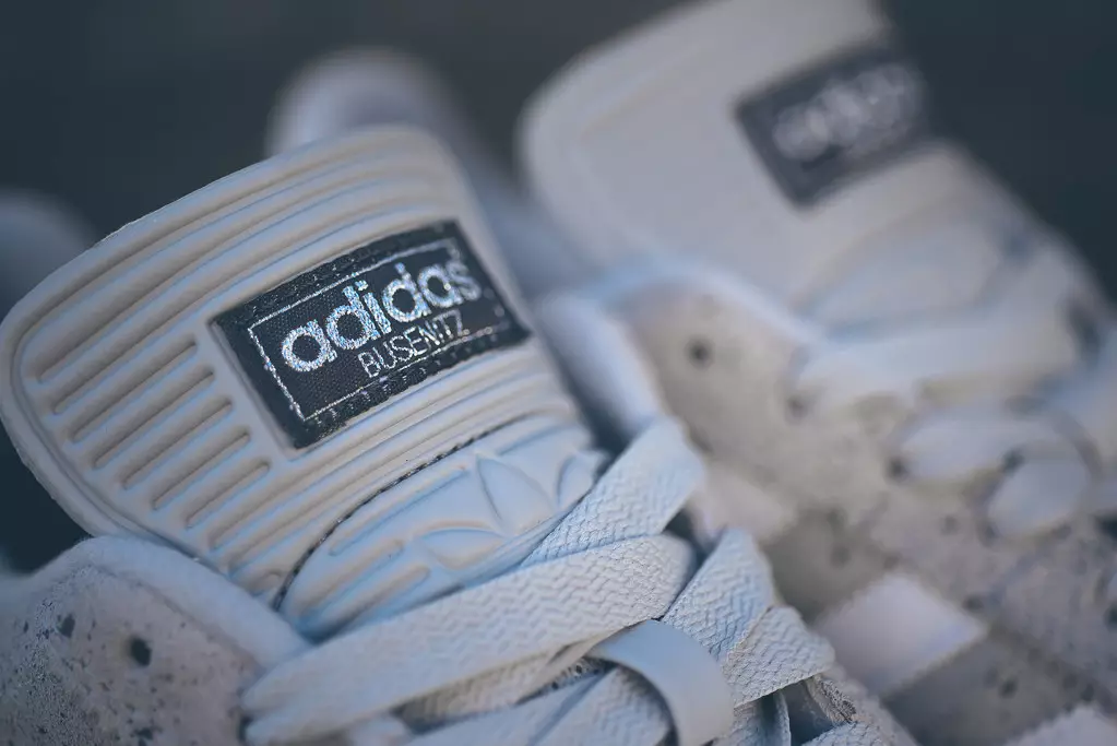 adidas Busenitz Madoadoa ya Kijivu