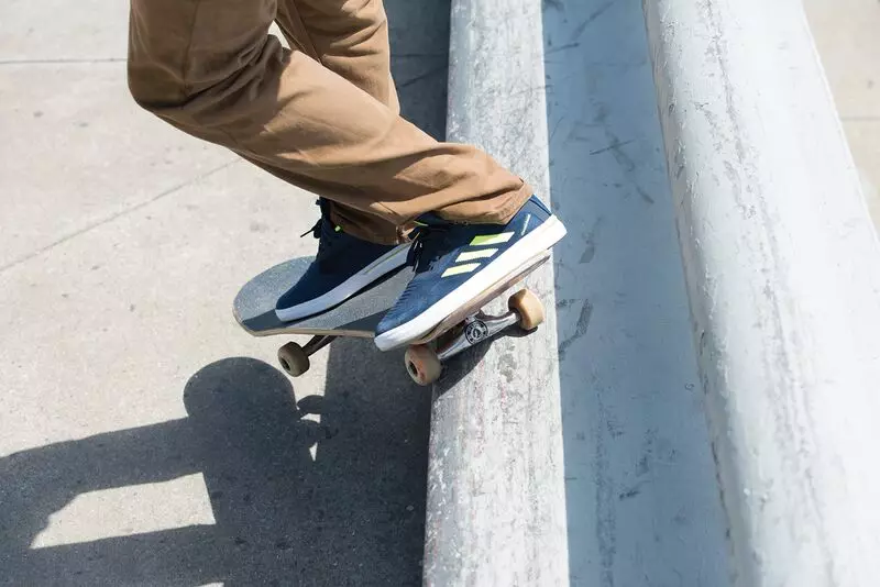 adidas Skateboarding Dorado ADV Treisiú