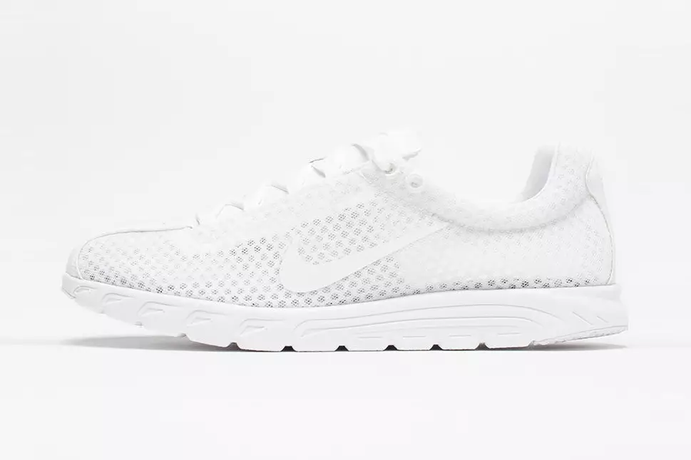 Nike Mayfly PRM Гурвалсан Цагаан