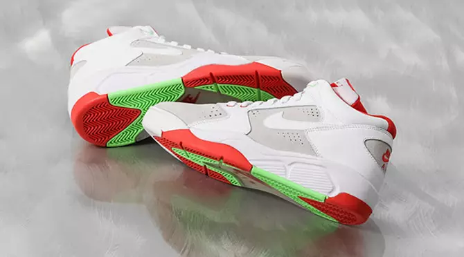 Nike Flight Lite 15 Hare