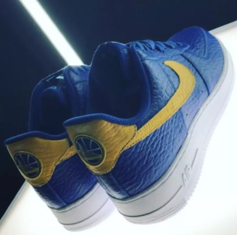 Balíček loga Nike Air Force 1 Low NBA Warriors