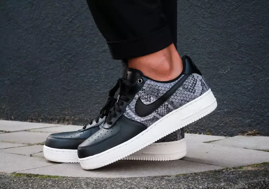 Nike Air Force 1 Low LV8 na obcasie z wężowej skóry