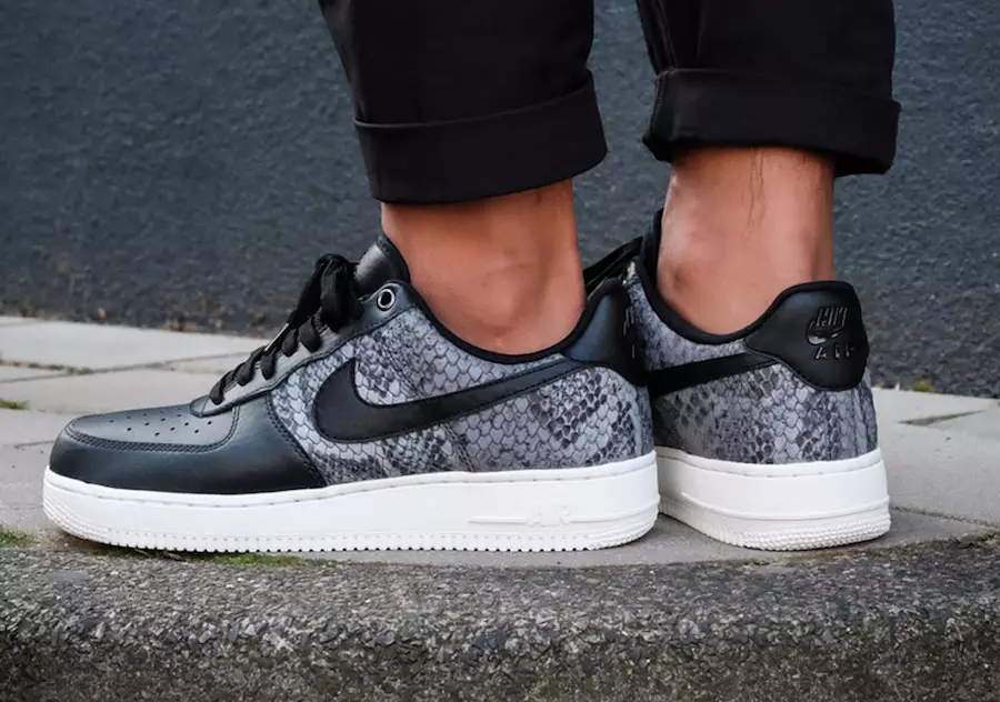 Nike Air Force 1 Low LV8 Змеиная кожа 823511-003