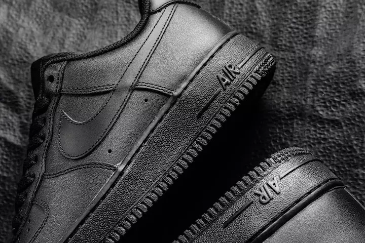 Nike Air Force 1 07 Triple Black 315122-001