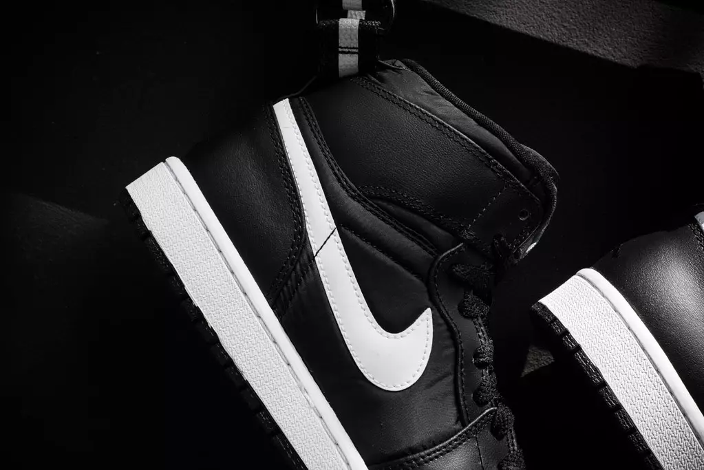 Air Jordan 1 High Strap Black White