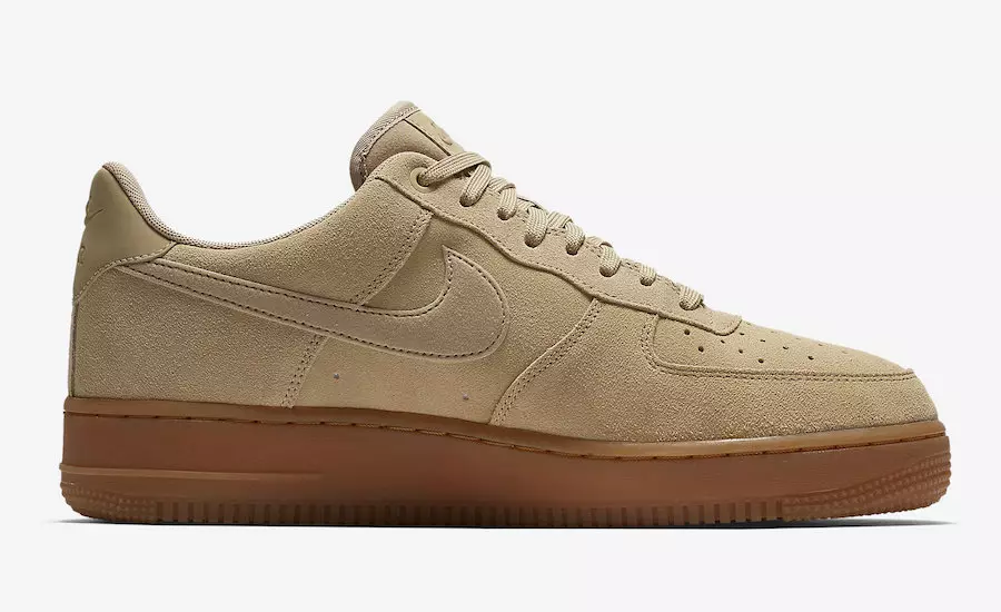 Замшевые кроссовки Nike Air Force 1 Low 07 LV8