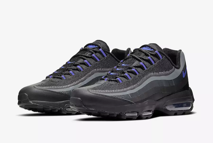 Nike Air Max 95 Ultra qara və bənövşəyi rəngə malikdir