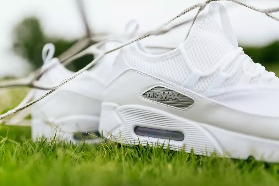 Nike Air Max 90 EZ White Metallic Silver