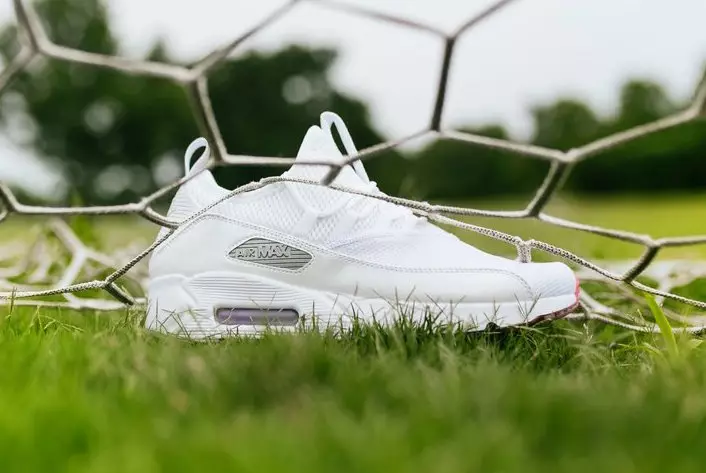 Nike Air Max 90 EZ White Metallic Silver