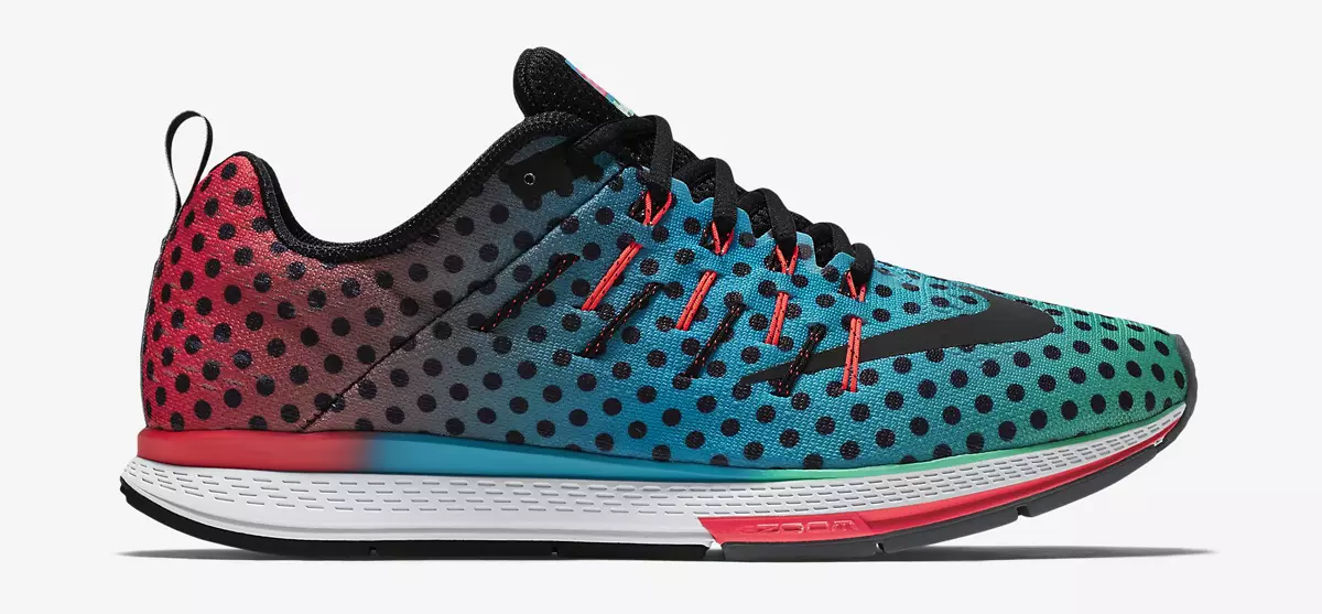 Nike Zoom Elite 8 нуқтаҳои полка