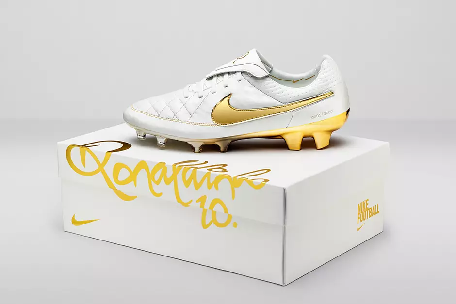 Nike Tiempo Legend Touch d'or