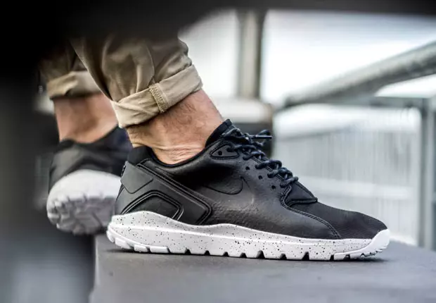 Nike Mobb Ultra Bassa