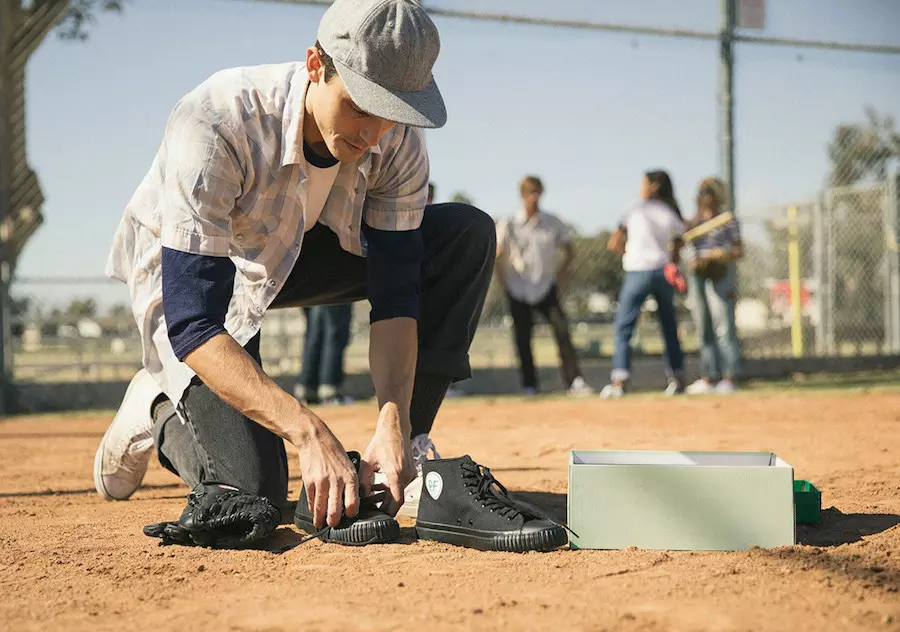 New Balance x PF Flyers Zbirka Sandlot