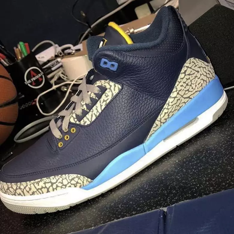 Air Jordan 3 Marquette ES