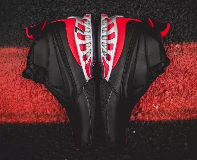 Nike Zoom Vick 2 Siyah Üniversite Kırmızı