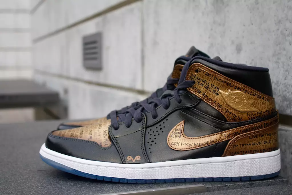 Air Jordan 1 OVO personnalisé