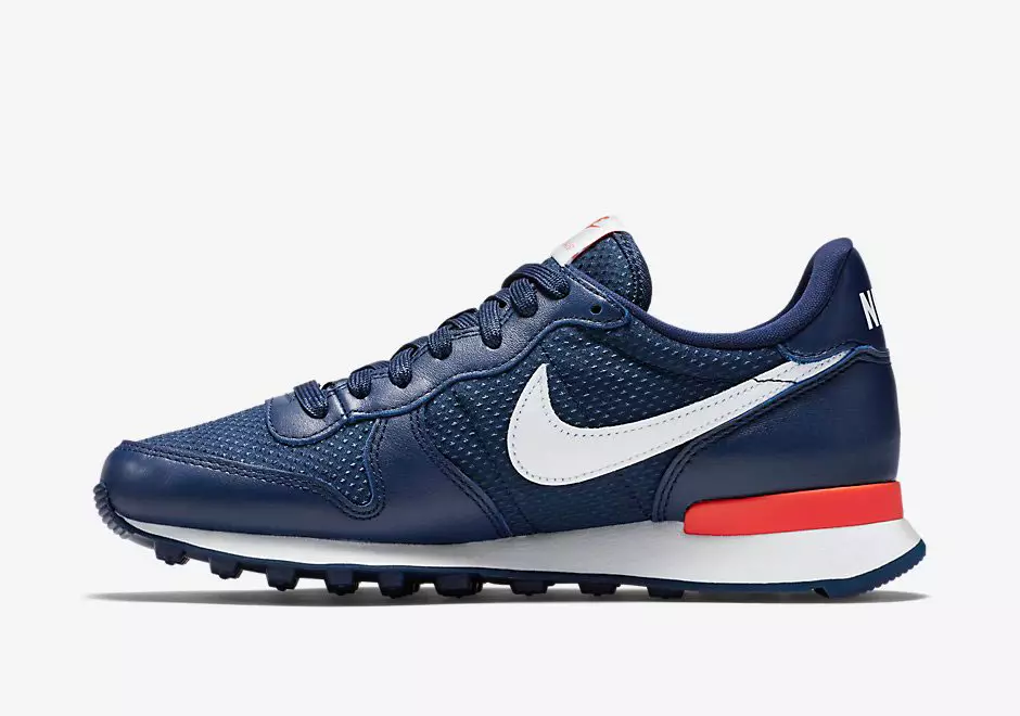 Nike Internationalist француз ашық пакеті