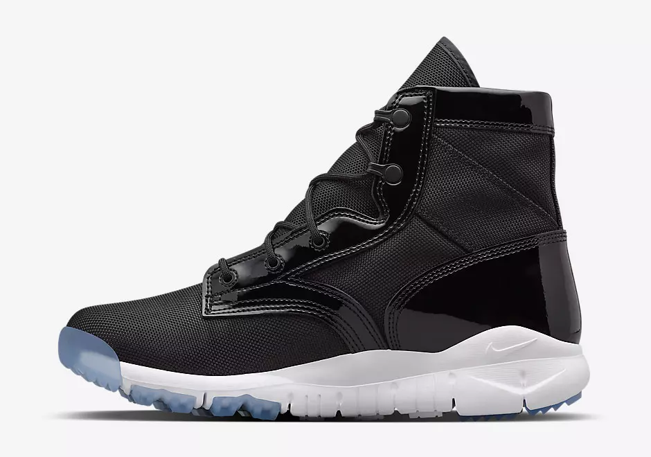 Uwanja wa NikeLab SFB 15cm