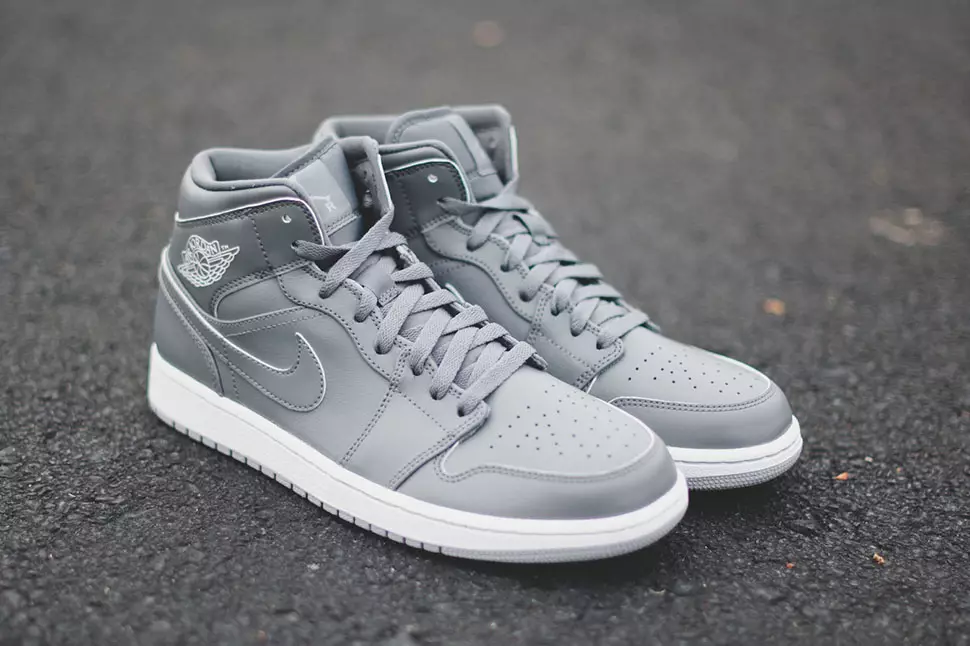 Air Jordan 1 Mid “Triple Grey”