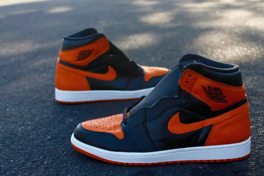 Air Jordan 1 Blackout Naranja Shattered Backboard Personalizado