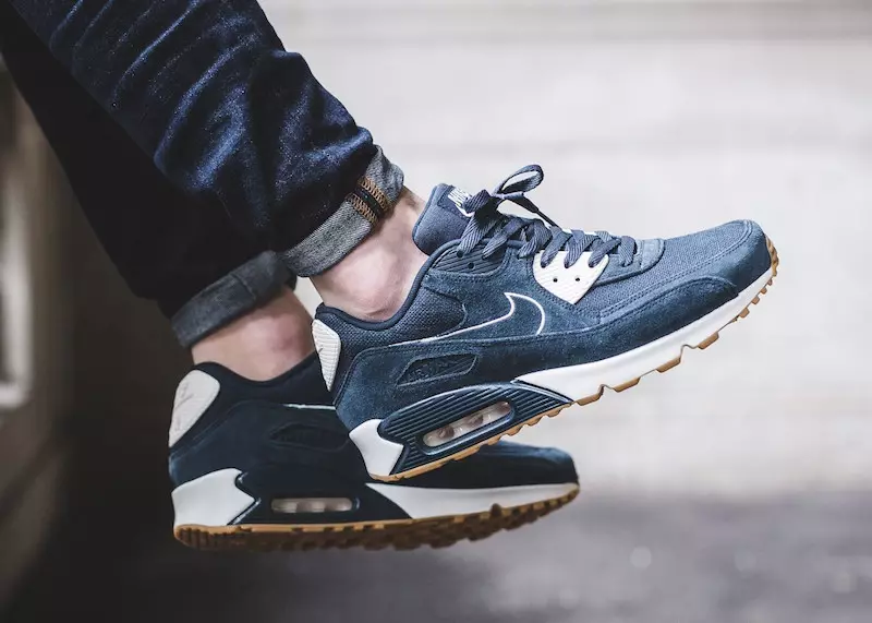 Nike Air Max 90 Premium