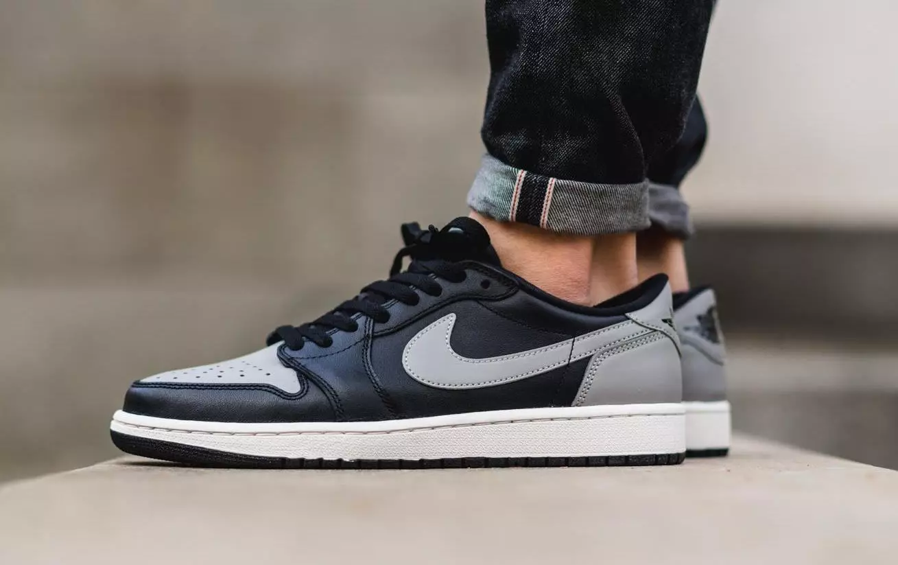 Jordan 1 Low Gris moyen