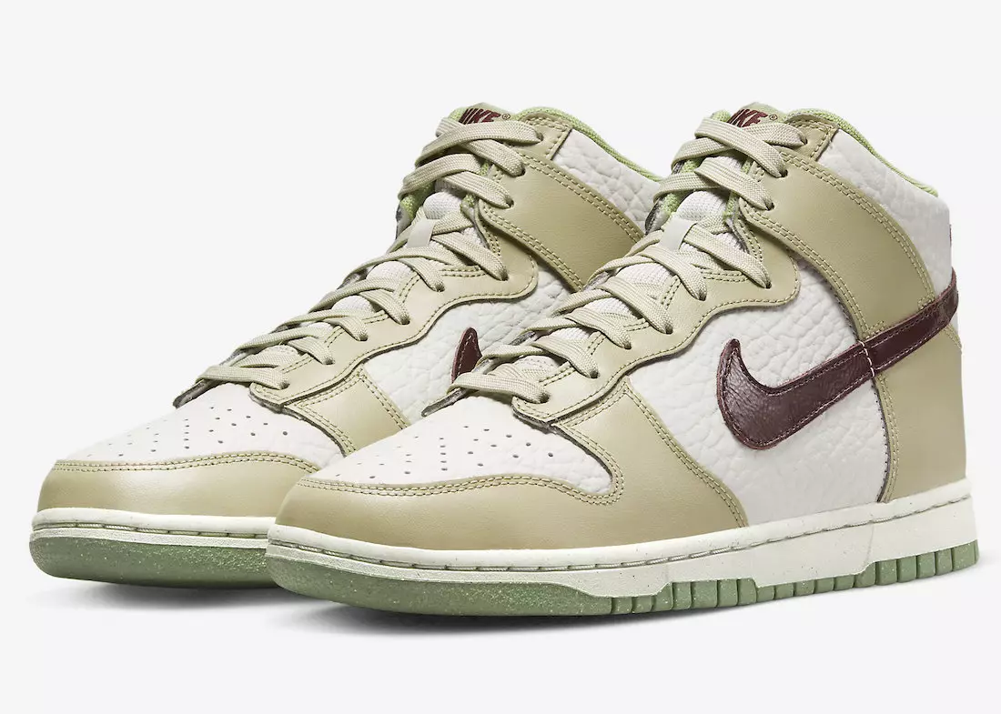 Nike Dunk alta detalhada com couro caído