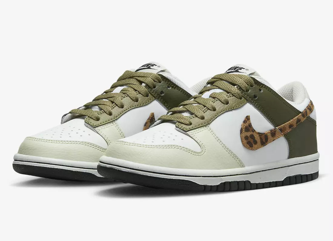 Denne Nike Dunk Low kommer med Leopard Swooshes