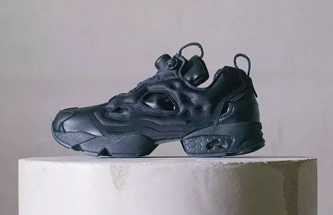 Žurnāls Standard x Reebok Insta Pump Fury kļūst pilnīgi melns