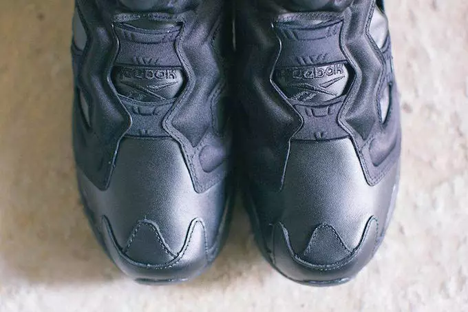 Journal Standard x Reebok Insta Pump Fury Triple Schwarz