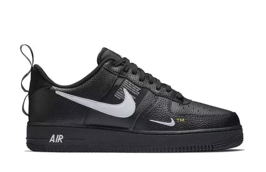 Nike Air Force 1 07 LV8 Utility Pack indeholder indvendige etiketter