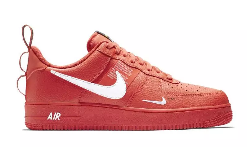 Nike Air Force 1 07 LV8 Utility Team laranja