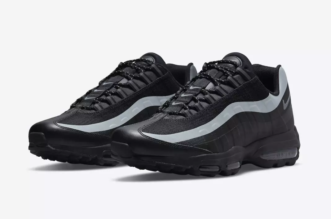 Nike Air Max 95 Ultra Black Heijastava DM9103-001 Julkaisupäivä