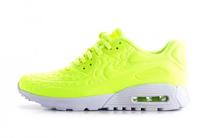 Nike Air Max 90 Ultra Plush Volt