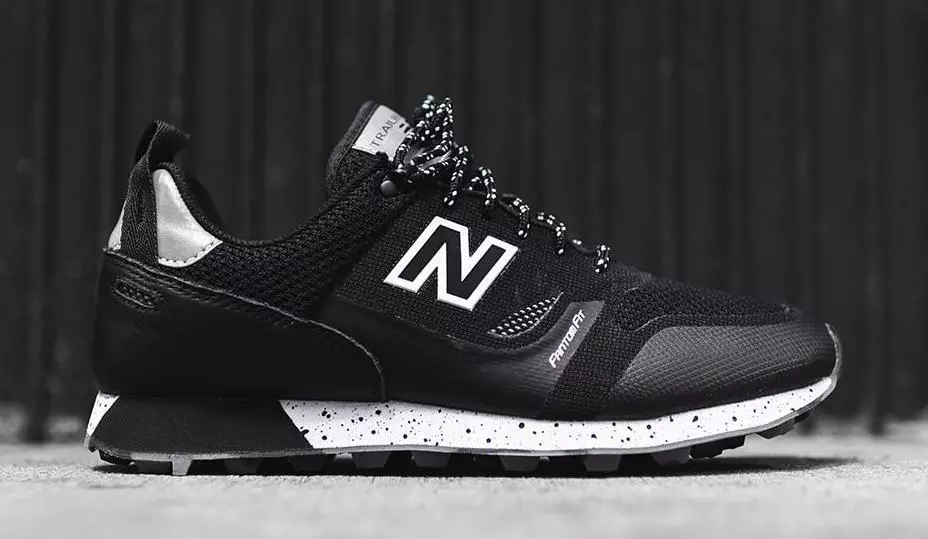 New Balance Trailbuster Kejuruteraan Semula Keluli Hitam