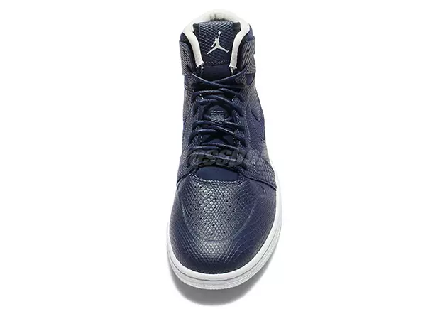 Air Jordan 1 High Nouveau Mëtternuecht Navy