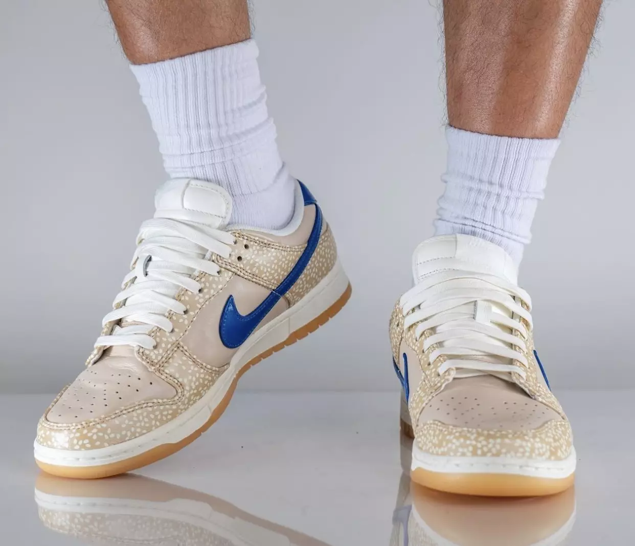 تاریخ انتشار Nike Dunk Low Sesame DZ4853-200 روی پا