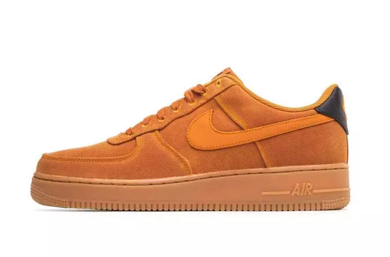 Nike Air Force 1 '07 LV8 arriva in Monarch e Gum