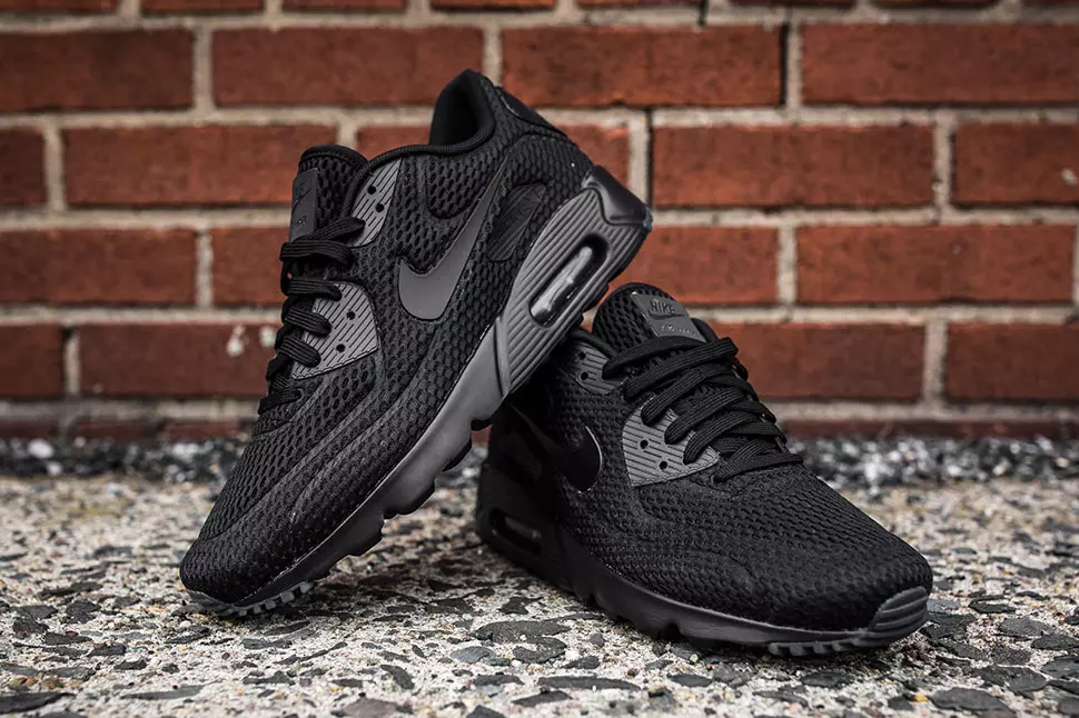 Nike Air Max 90 Ultra BR үштік қара