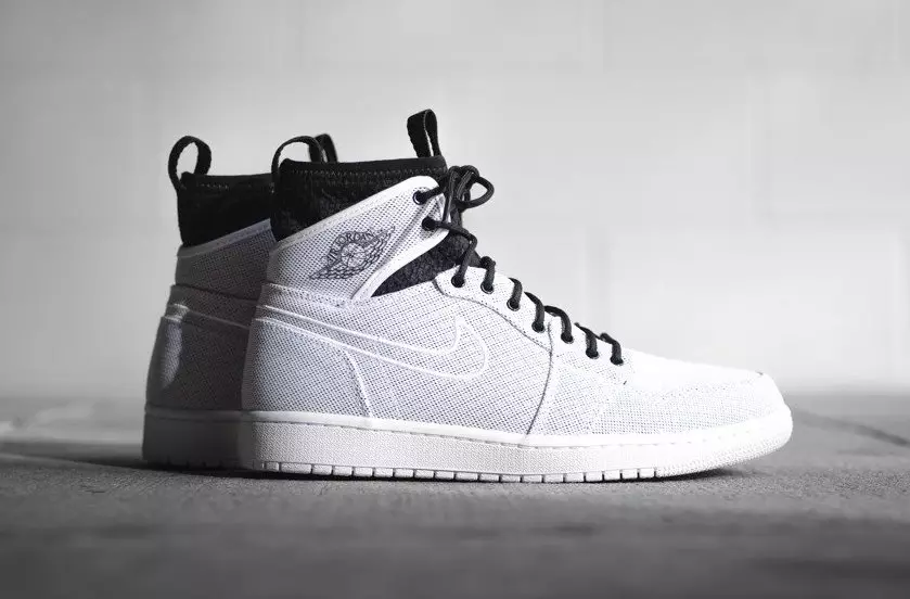 Regard détaillé sur la Air Jordan 1 Retro Ultra High