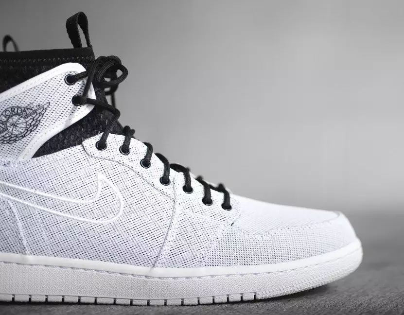 Air Jordan 1 ретро ультра жоғары таза платина