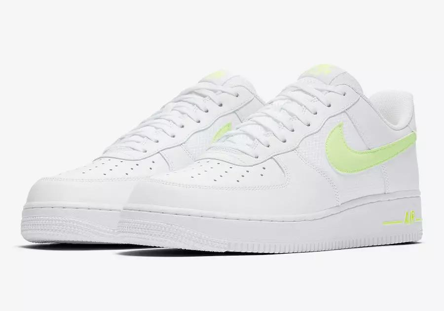 Nike Air Force 1 Low i Clean White och Volt