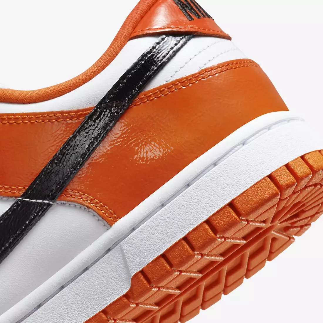 Nike Dunk Low Hvit Oransje Svart Patent DJ9955-800 Utgivelsesdato